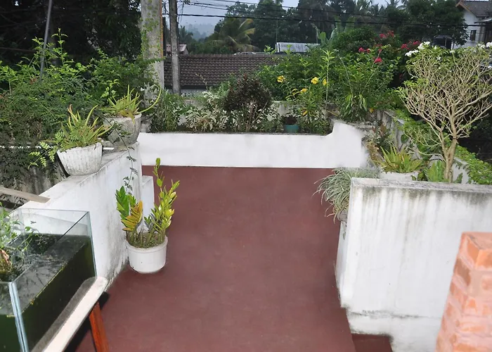 The Kandyan Heights Residence